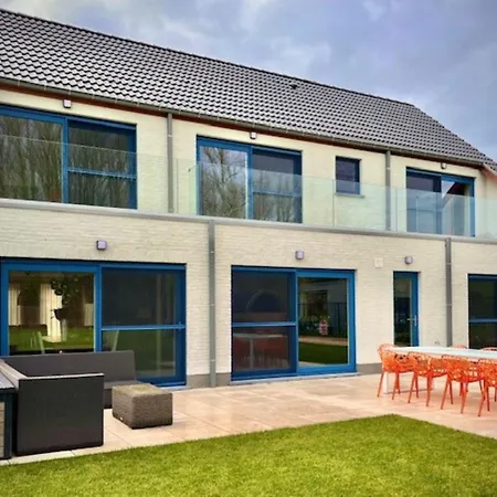 Villa Jeanne Dusschaut *