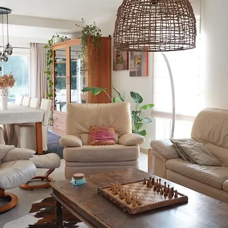 Jeanne Dusschaut Villa *